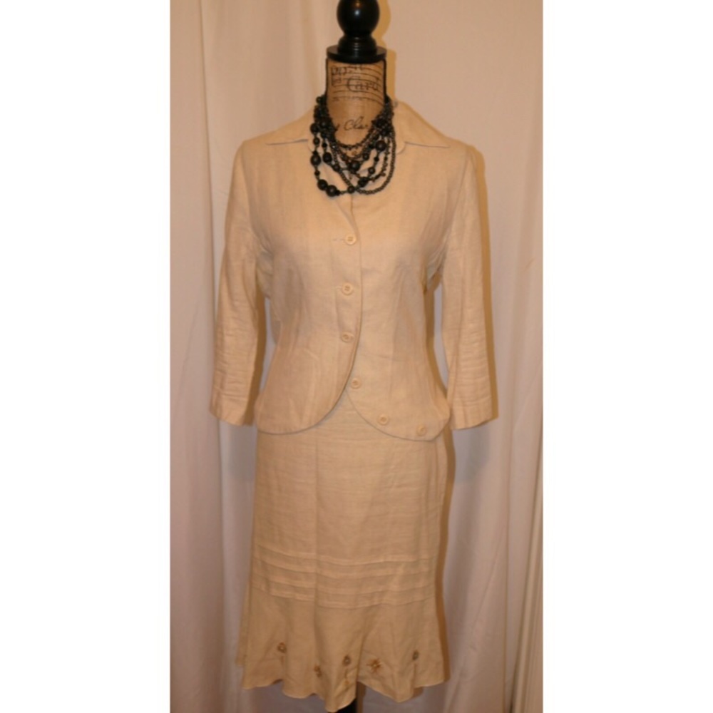 Beige linen skirt set #shesdarlin!